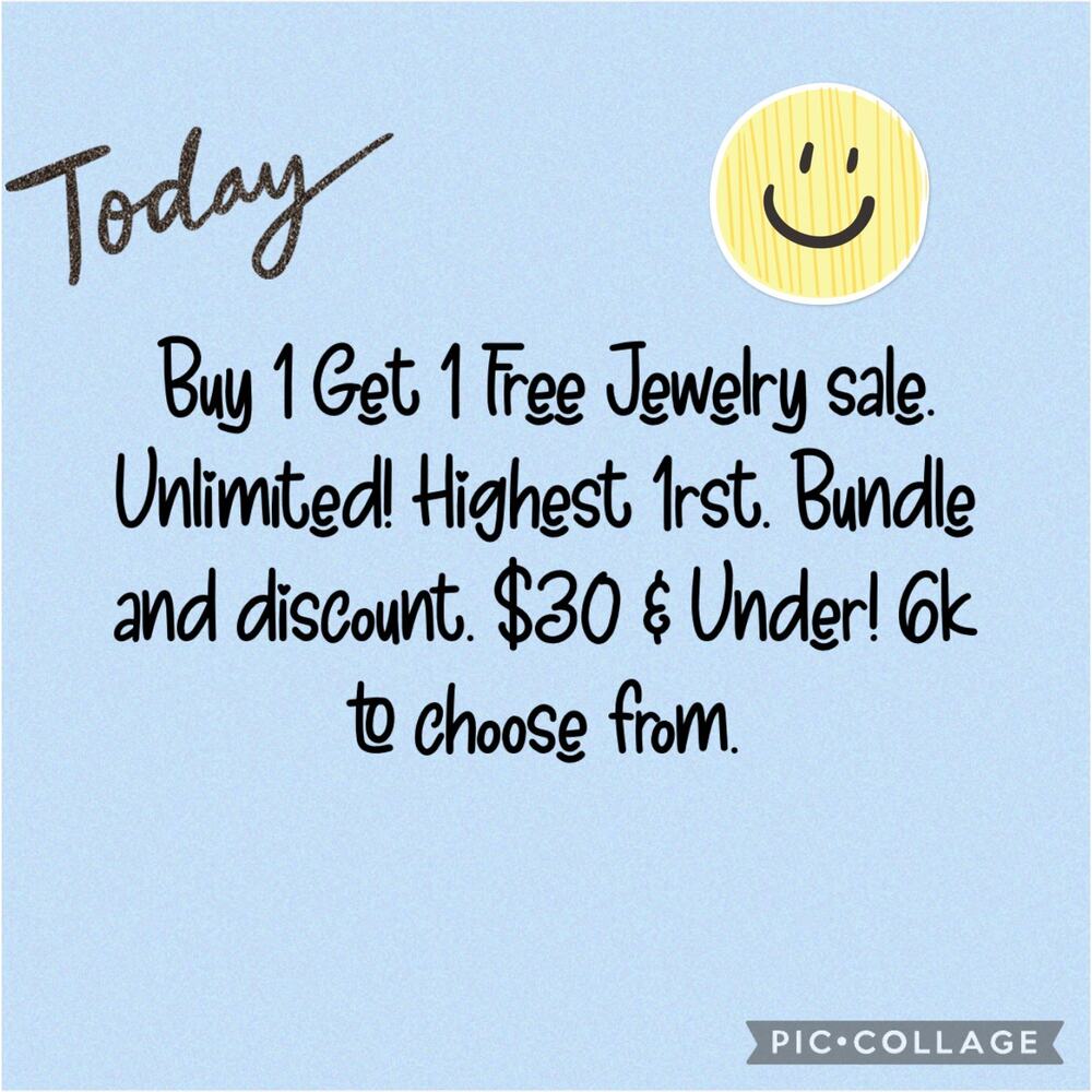 BOGO FREE CHRISTMAS BEADED 1980s handmade brooch pin - Picture 2 of 4